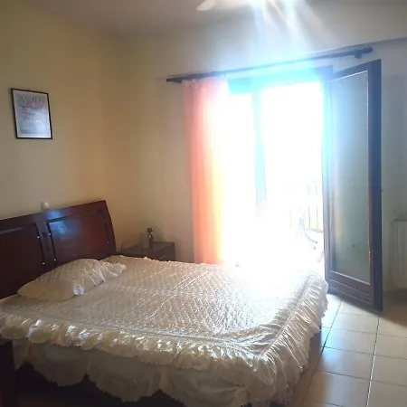 Lägenhet μεζονετα