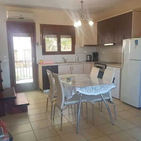 Apartment μεζονετα *